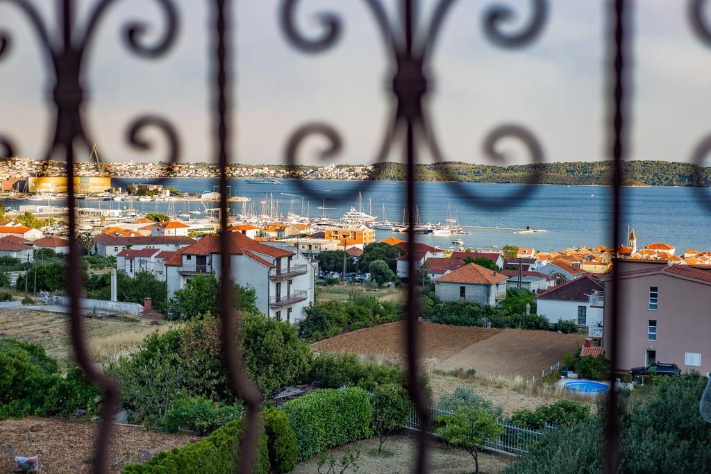 Apartment Drazena Trogir Exterior photo