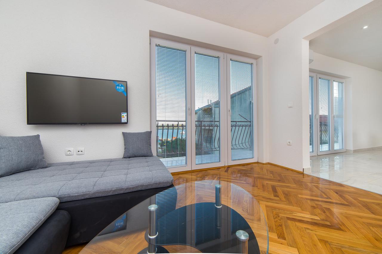 Apartment Drazena Trogir Exterior photo